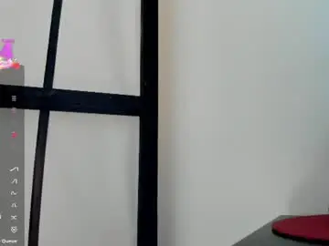 Missweetpeach  live sex cam