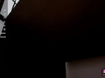 Missweetpeach  live sex cam