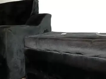 Mollygushy  live sex cam