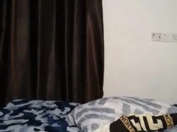Phat_pussylips  live sex cam