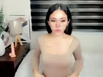 Urasiangirl_01  live sex cam