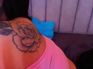 Violett_cinnamon  live sex cam