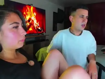 Wolf_tatto_couple  live sex cam