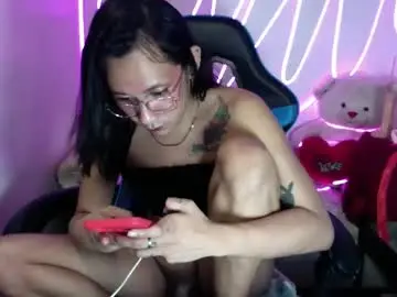 Yourfavoratezoe  live sex cam