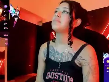 Zoe_lara_34  live sex cam
