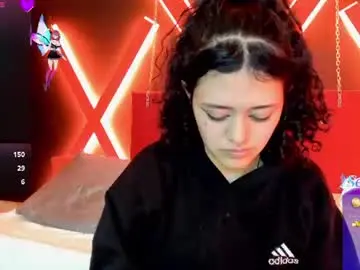 Zoe_lara_34  live sex cam