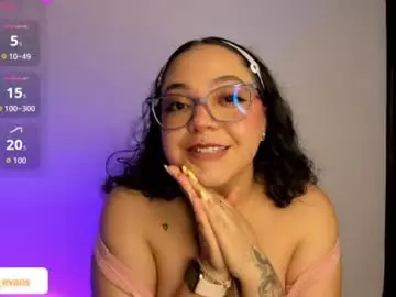 Zophy_evans_  live sex cam