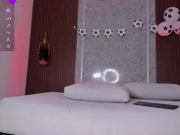 Emily_kovac  live sex cam