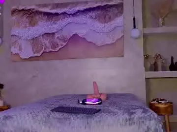 Emily_kovac  live sex cam