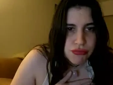 Hornybaby675  live sex cam
