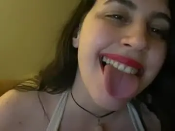 Hornybaby675  live sex cam