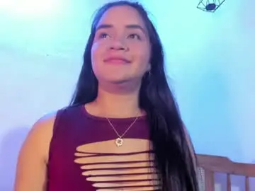 Ivannaa18  live sex cam
