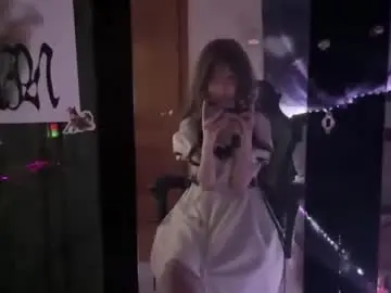 Kelleepanas  live sex cam