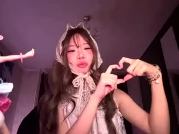 Kelleepanas  live sex cam