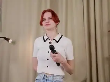 Kyrabuske  live sex cam