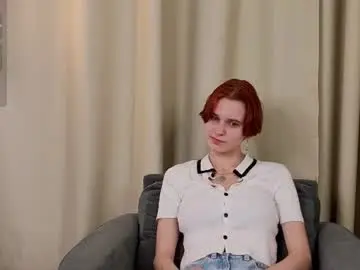 Kyrabuske  live sex cam