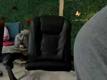 Linagh  live sex cam