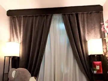Liz_nip  live sex cam