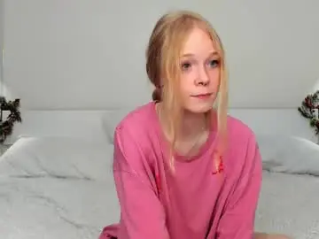 Markettadeerman  live sex cam