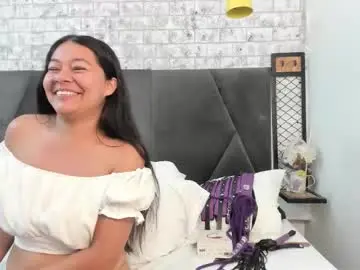 Milaaadams  live sex cam