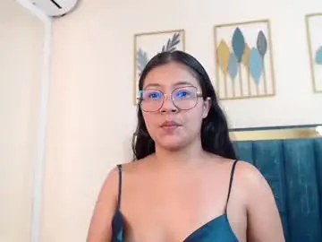 Milaaadams  live sex cam
