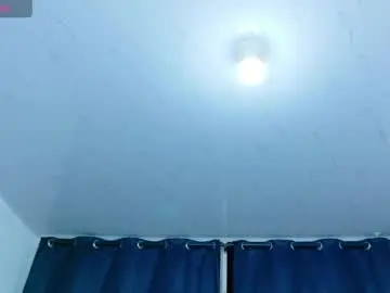 Mistresskattia  live sex cam