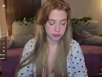 Pampy_18  live sex cam