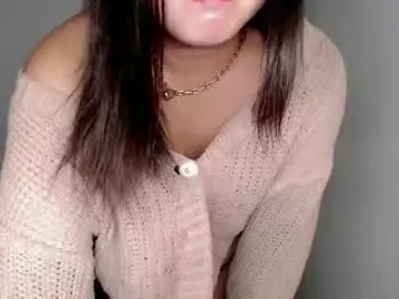 Pinay_ivy  live sex cam