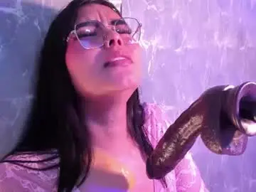 Pocahontaslatinaa  live sex cam