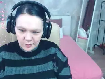 Qwerty_annie  live sex cam