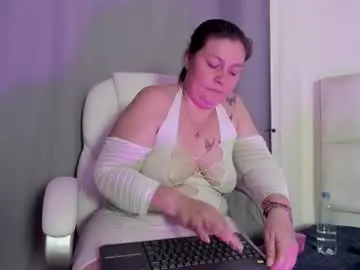 Samanrtha17  live sex cam