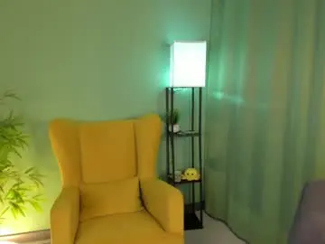 Scarletglam  live sex cam