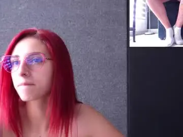 Agatacollinsss  live sex cam