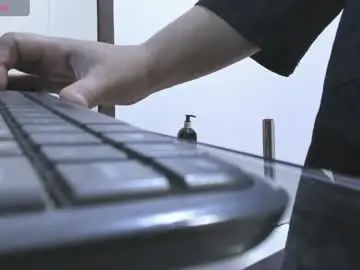 Aria_cruz_  live sex cam