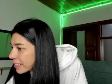 Aysha_winxx  live sex cam