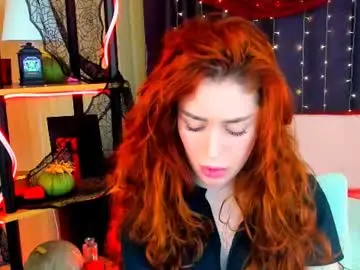Christinaconteeree  live sex cam