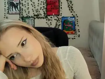 Emmarayder  live sex cam