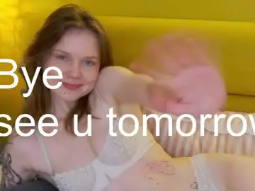 Lessysweety  live sex cam