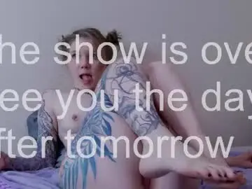Lessysweety  live sex cam