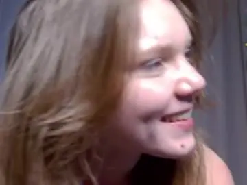 Lessysweety  live sex cam