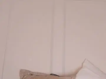 Mariapettit  live sex cam