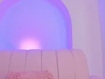 Milaowens  live sex cam