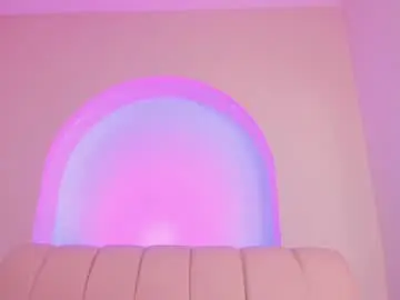 Milaowens  live sex cam