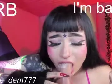 Naeniademont  live sex cam