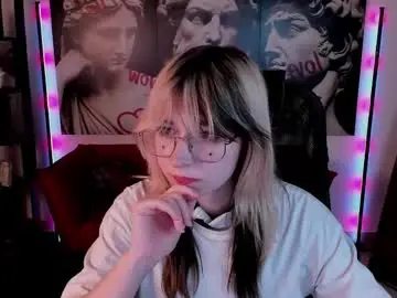 Nyxcalderra  live sex cam