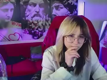Nyxcalderra  live sex cam