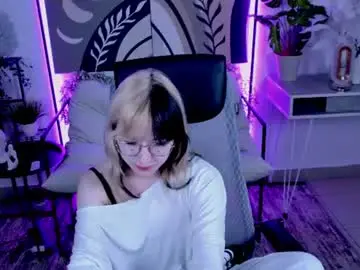 Nyxcalderra  live sex cam
