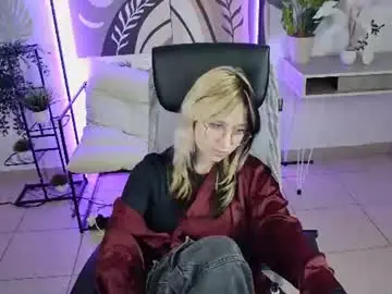 Nyxcalderra  live sex cam