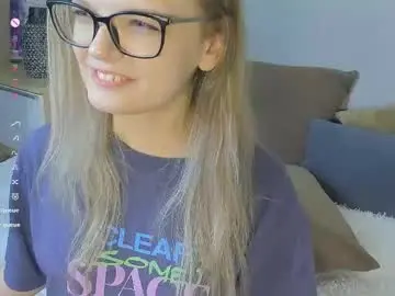 Shellyboom  live sex cam