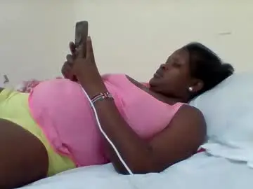 Taliah254  live sex cam